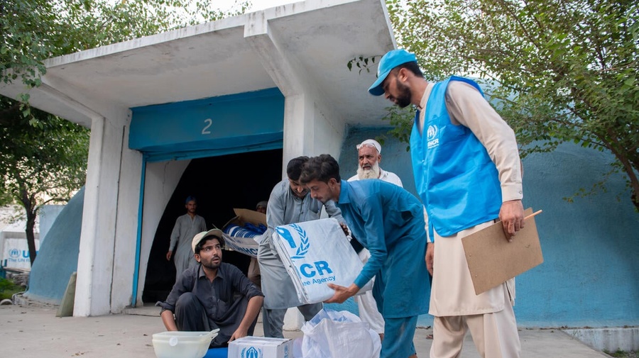 Pakistan. UNHCR provides emergency support in flood-stricken Khyber Pakhtunkhwa