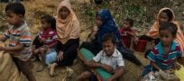 Rohingya refugees still fleeing to Bangladesh with crisis in third month