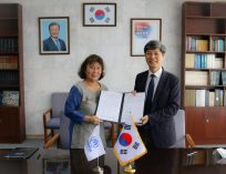 Korea donates 1 million dollars to empower Afghan refugees in Pakistan