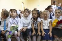 Polskie i czeczeńskie dzieci razem w małej wiejskiej szkole