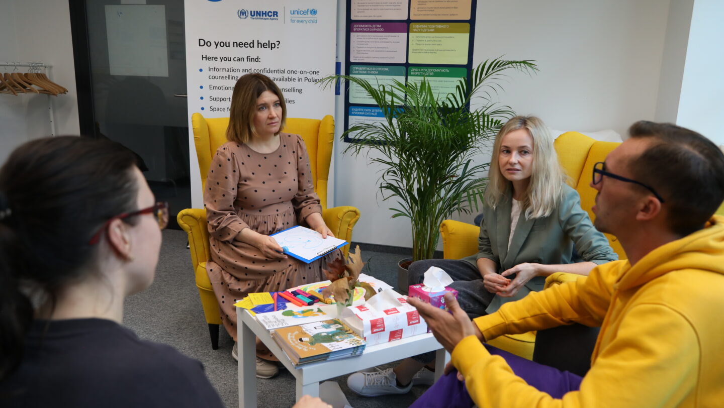 Poland. refugees from Ukraine getting psychological assistance at a UNHCR/Unicef Blue Dot in Warsaw