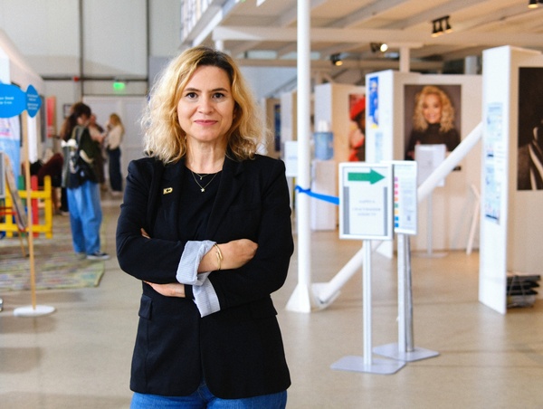 Portrait of Concelex HR Director in RomExpo Community Centre