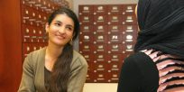 Studentă refugiată din Afganistan câștigă o bursă din partea unei universități românești
