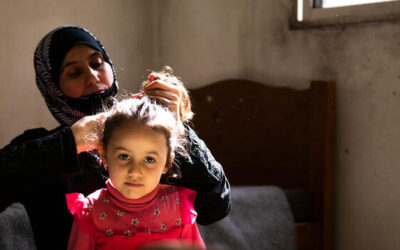 După zece ani, refugiații sirieni încă duc un “război mut” pentru supraviețuire