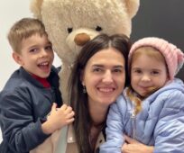 Mother of two from Ukraine finds peace and belonging in Suceava, Romania   