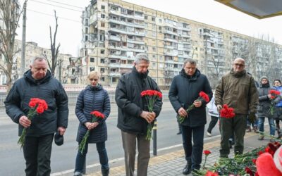 Grandi, Înaltul Comisar al Națiunilor Unite pentru Refugiați, s-a declarat îngrozit de distrugerile produse în Ucraina după o vizită de șase zile în regiune