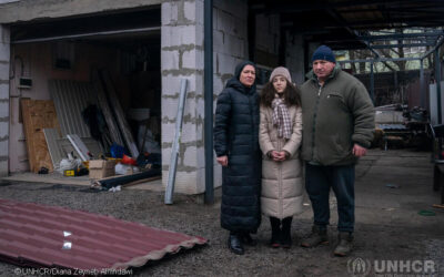 Reconstrucția locuințelor ajută la refacerea comunităților din Ucraina distruse de război