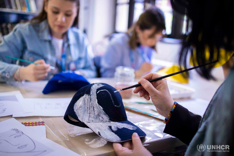 "In their sneakers" workshop participants, @UNHCR/M. Marković
