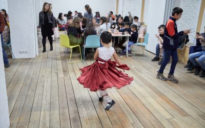 Новый год для детей-беженцев в музее современного искусства «Гараж»