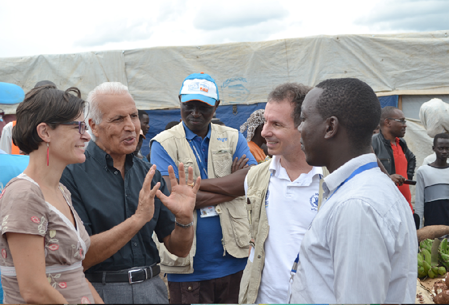 UNHCR and WFP Representatives host visit to Mahama Camp for Head of UK Department for International Development in Rwanda