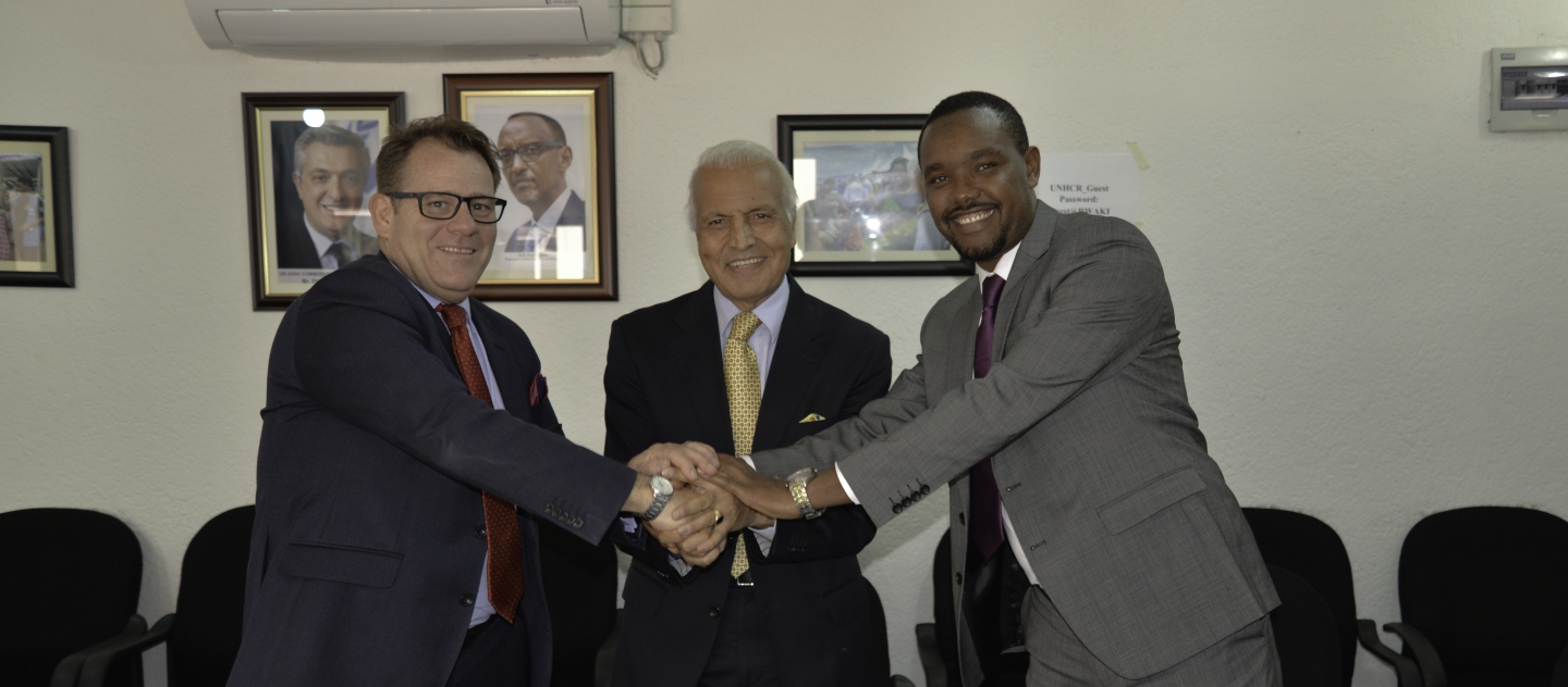 UNHCR, Airtel Rwanda and I&M Bank (Rwanda) partner together to strengthen the return of Rwandan refugees through cash grants