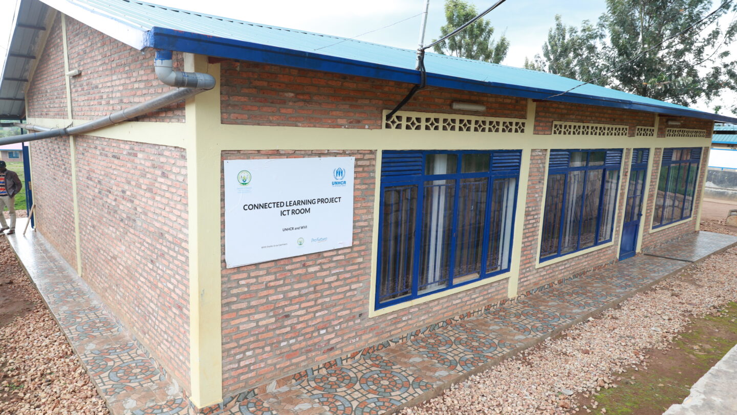 Rwanda. Digital education improves teaching experience in refugee-hosting schools