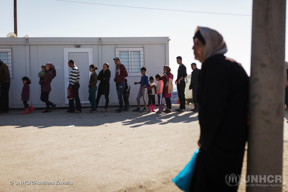 UNHCR opozarja na neizbežno humanitarno krizo v Grčiji