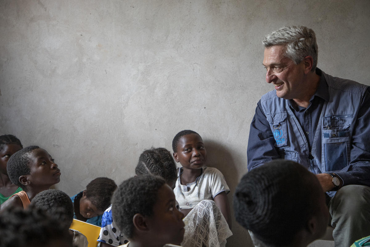 Zambia. Refugees chief visits Congolese refugees at Mantapala Settlement