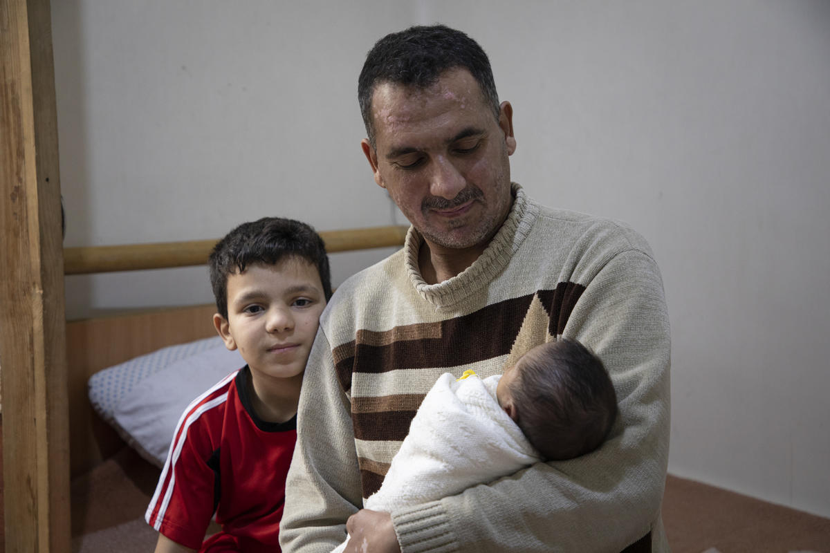 Syria. Displaced textile worker in Aleppo loses income from COVID-19 restrictions