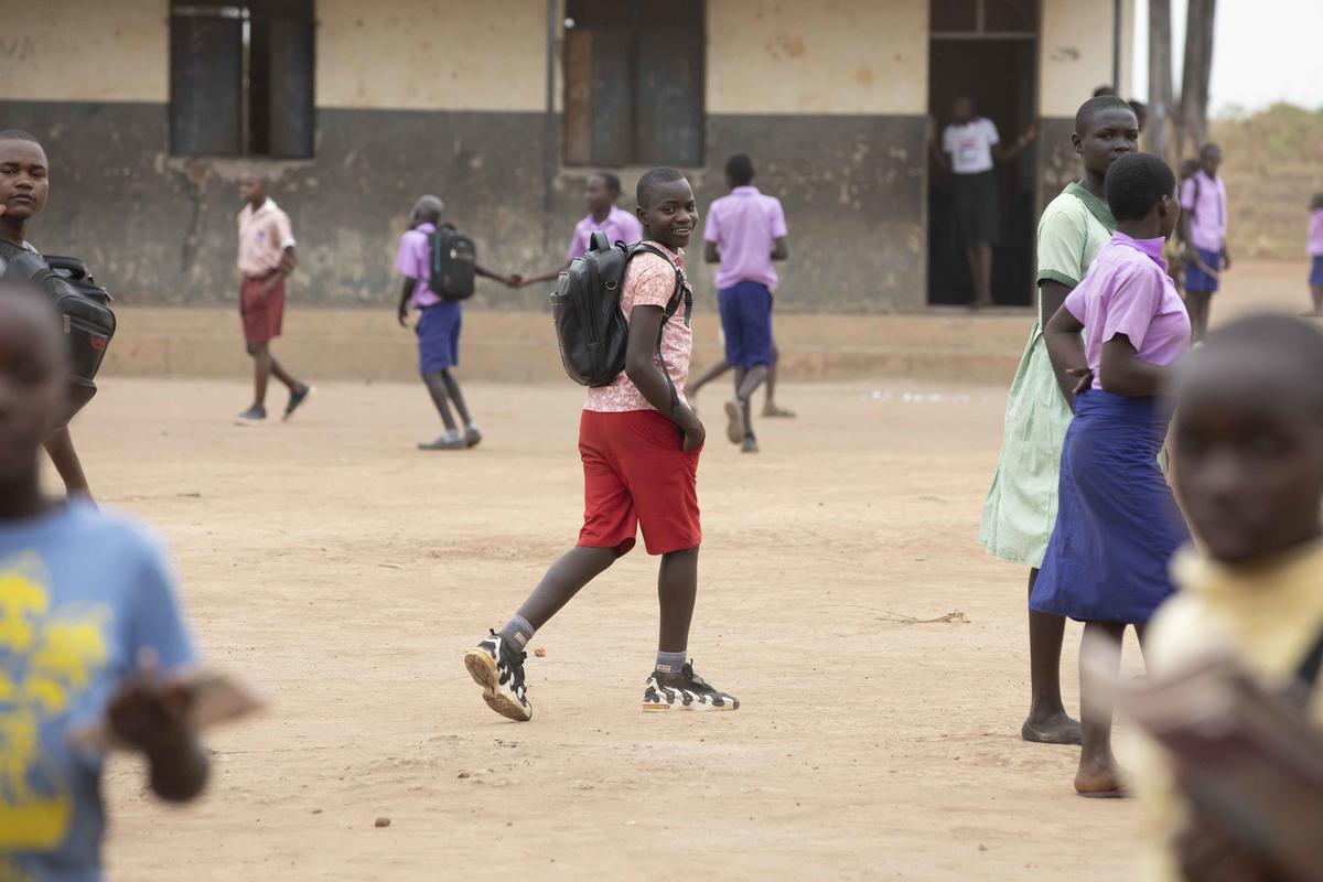 South Sudan. Parents build new classrooms for overcrowded refugee school