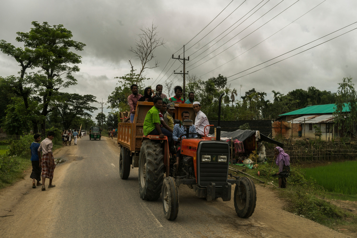 Bangladesh. Rohingya refugees are transported by tractor