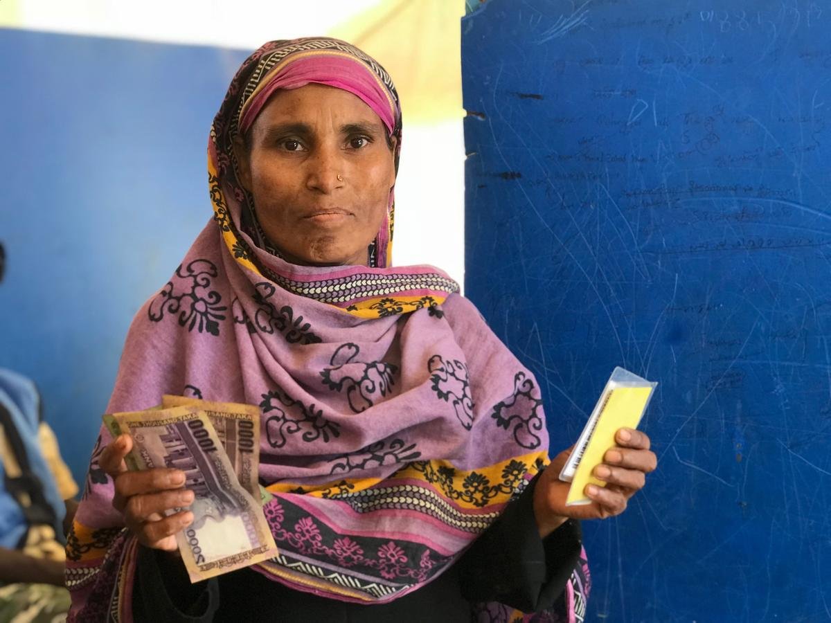 Bangladesh. Pilot cash assistance project rolls out in world's largest refugee settlement