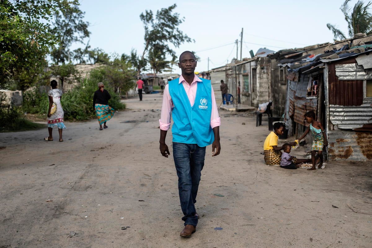 Mozambique. Meet UNHCR driver Luis Jose Faife