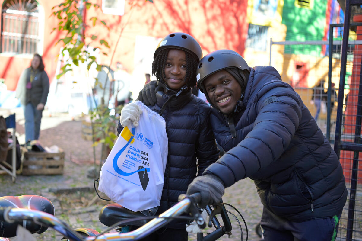 Argentina. UNHCR commemorates 2022 World Refugee Day with bike rides across the country