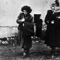 history-hungary-refugees-ww2-rf135538.jpg