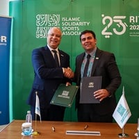 توقيع الاتفاقية بين المفوضية والاتحاد الرياضي للتضامن الإسلامي.