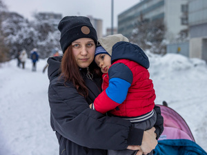 Kateryna avec son fils de 2 ans.