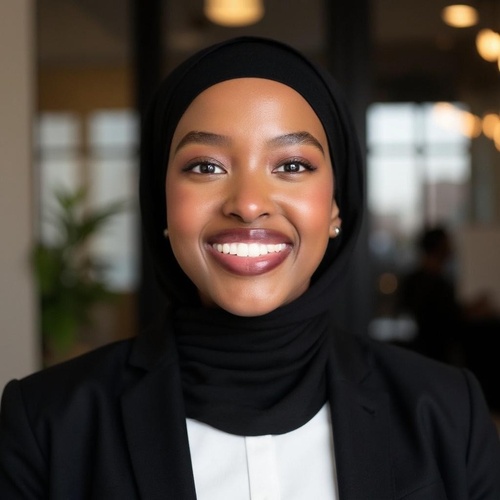 Portrait photo of Yusra Herzi
