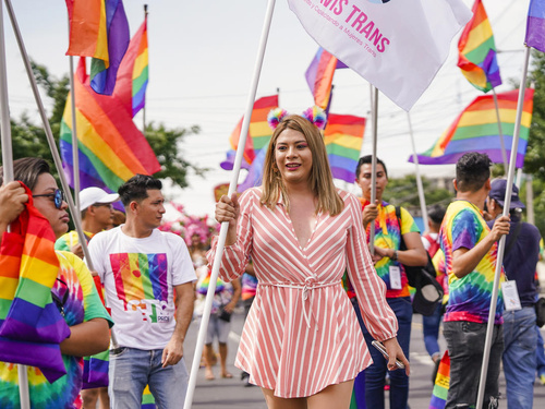 El Salvador. Transgender activist wins UNHCR's Nansen Refugee Award for the Americas region