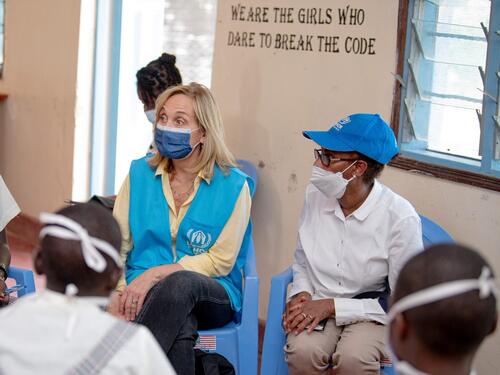 UNHCR's Senior Coordinator on PSEA/SH and UNHCR Kenya Representative meet with refugee girls in Kakuma refugee camp, Kenya.
