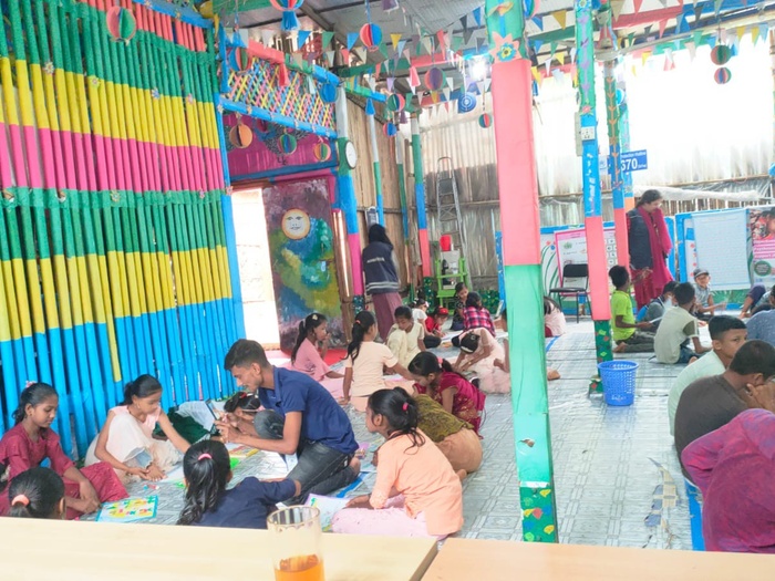 Art workshop in Cox Bazar.