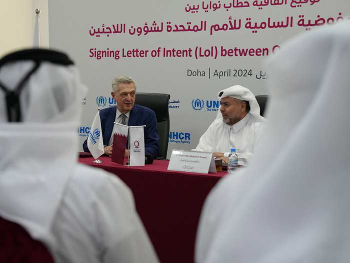 Signature of letter of intent with Qatar Charity