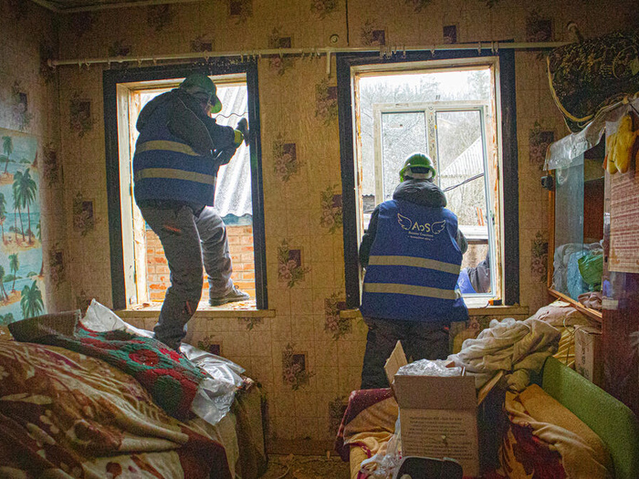 Ukraine. War-affected people in Kharkiv region get help to repair their homes.