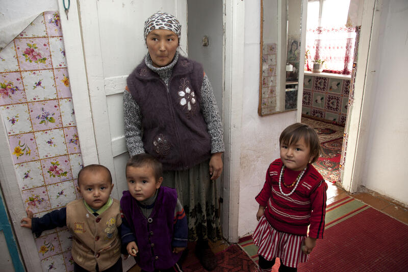 Statelessness: Breaking the cycle in Kyrgyzstan | UNHCR