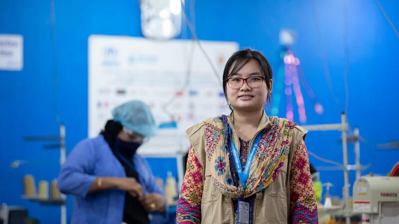 Urbi Chakma, directrice du centre de production de sacs de jute.