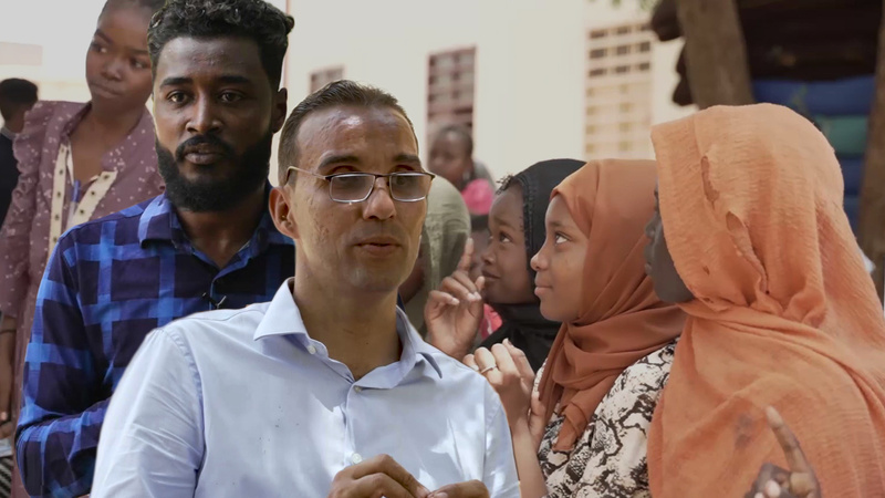 السودان: متطوعون يحولون مدرسة سابقة إلى مركزٍ مجتمعي للاجئين والنازحين