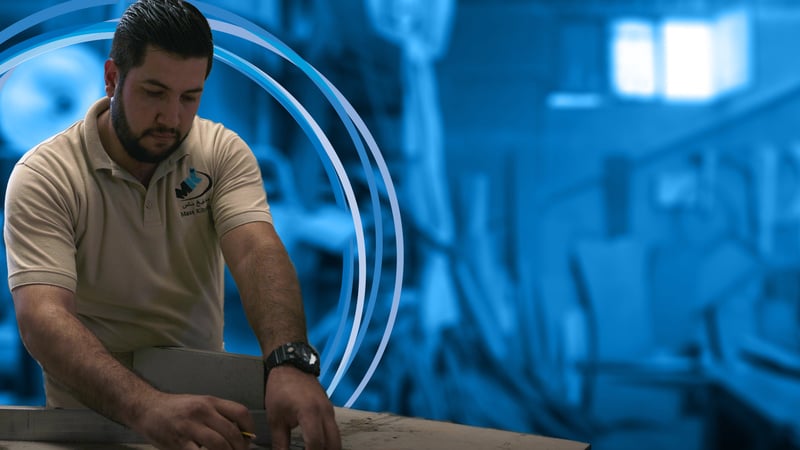 برنامج رائد يوفر حلقة وصلٍ بين ذوي الكفاءة من اللاجئين في الأردن والشركات خارج البلاد