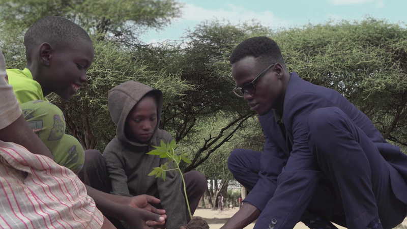 لاجئون شباب يقودون جهود العمل المناخي في زيمبابوي