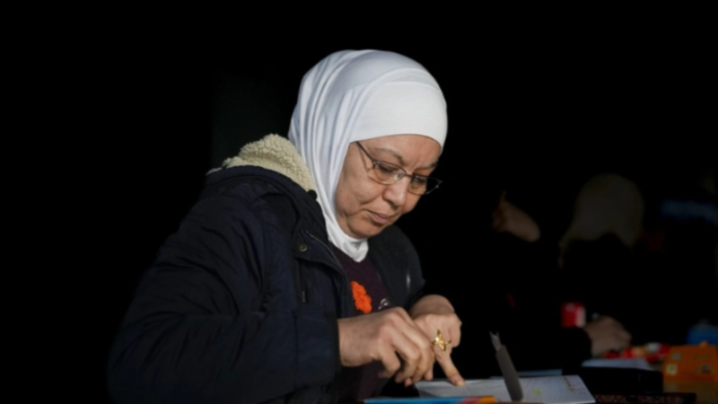 Zukaa, who fled Syria 9 years ago, continues to change her own life and inspire other women.