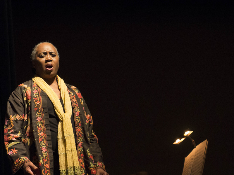 UNHCR Goodwill Amabassador Barbara Hendricks meets refugees in Greece