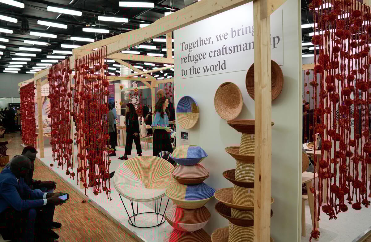 Des œuvres d'artisans déplacés de force sont exposées à la « Maison MADE51 ». 