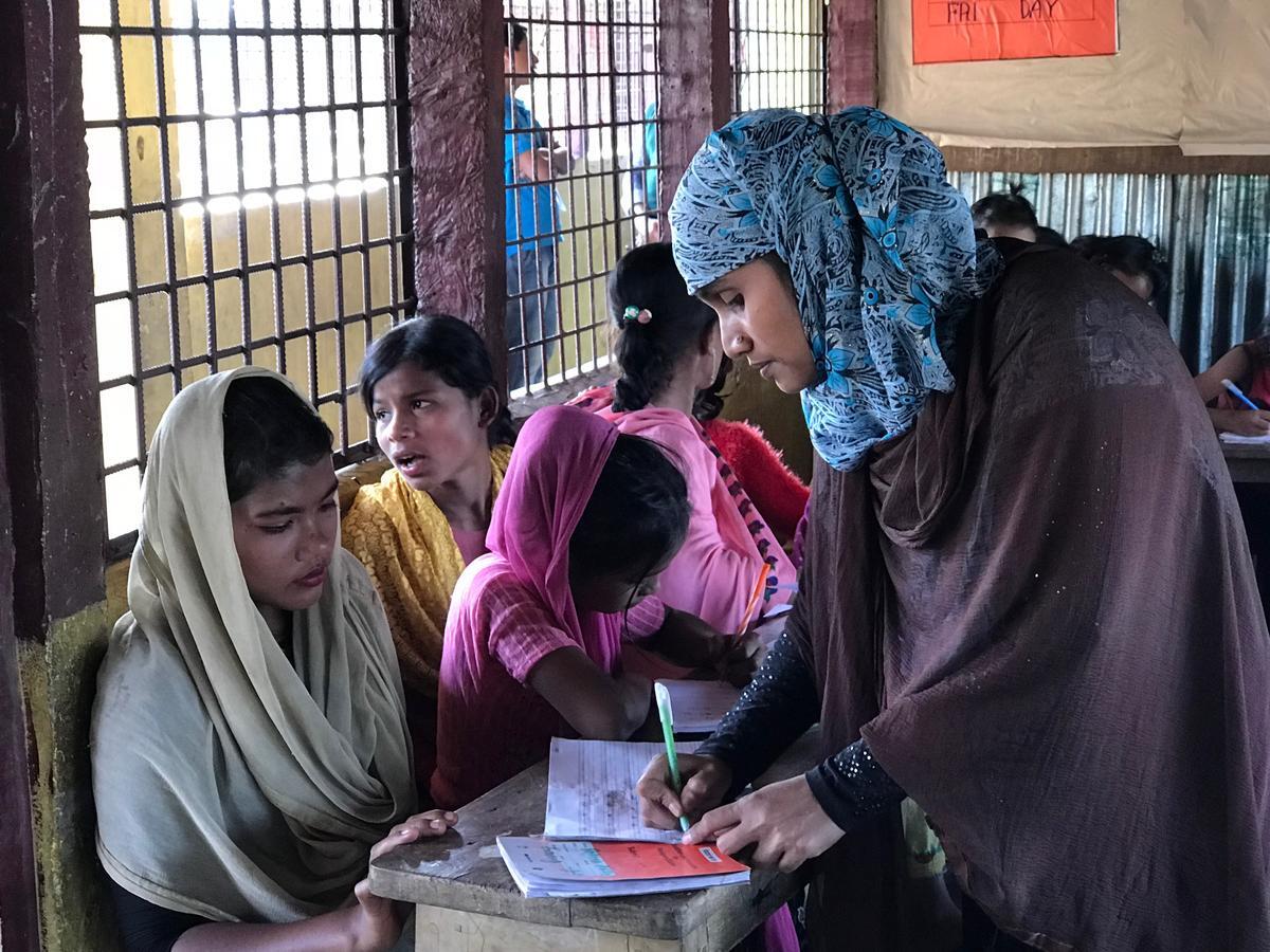 Bangladesh. Rohingya refugee girls education