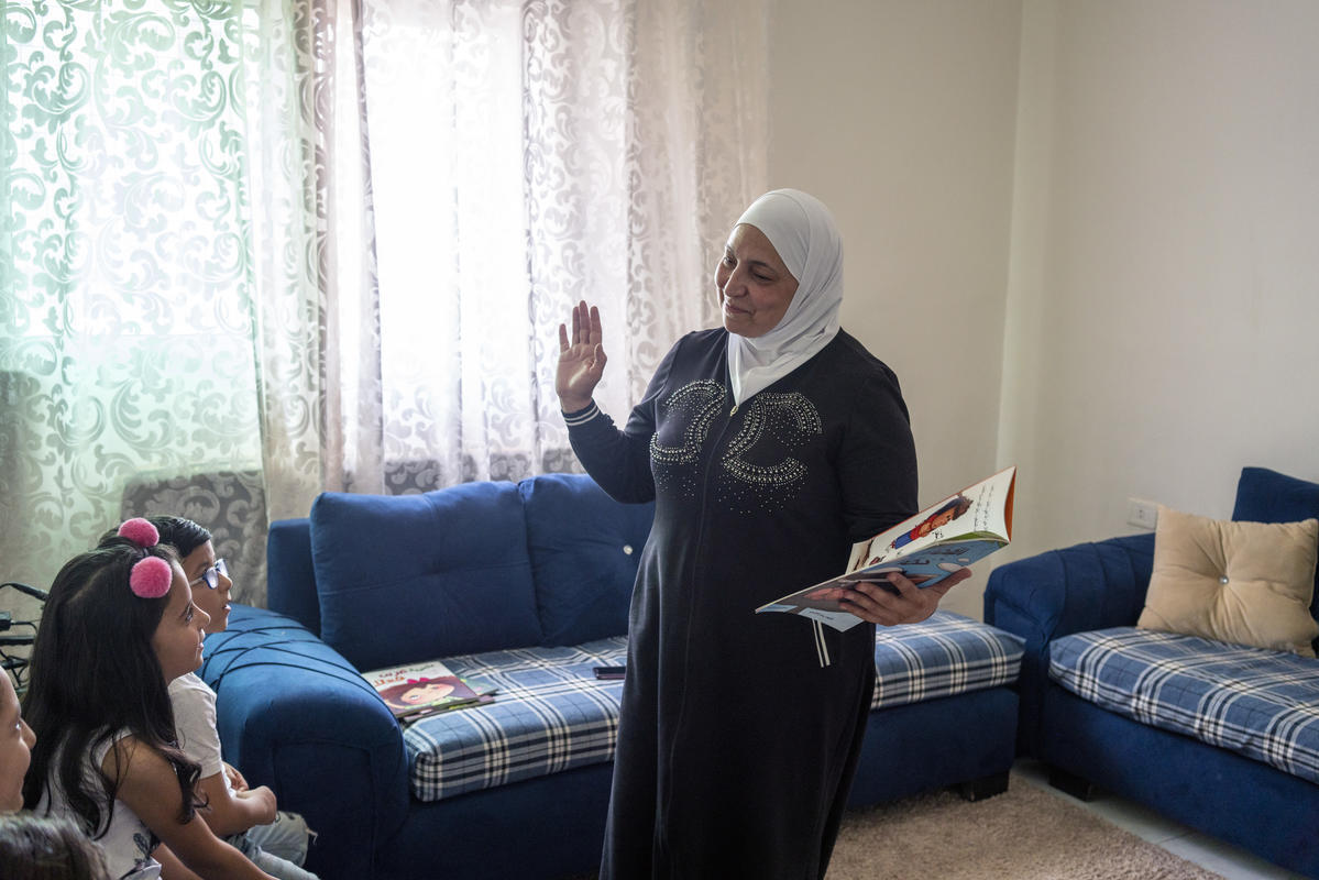 Jordan. Children's reading advocate wins Nansen Middle East regional prize