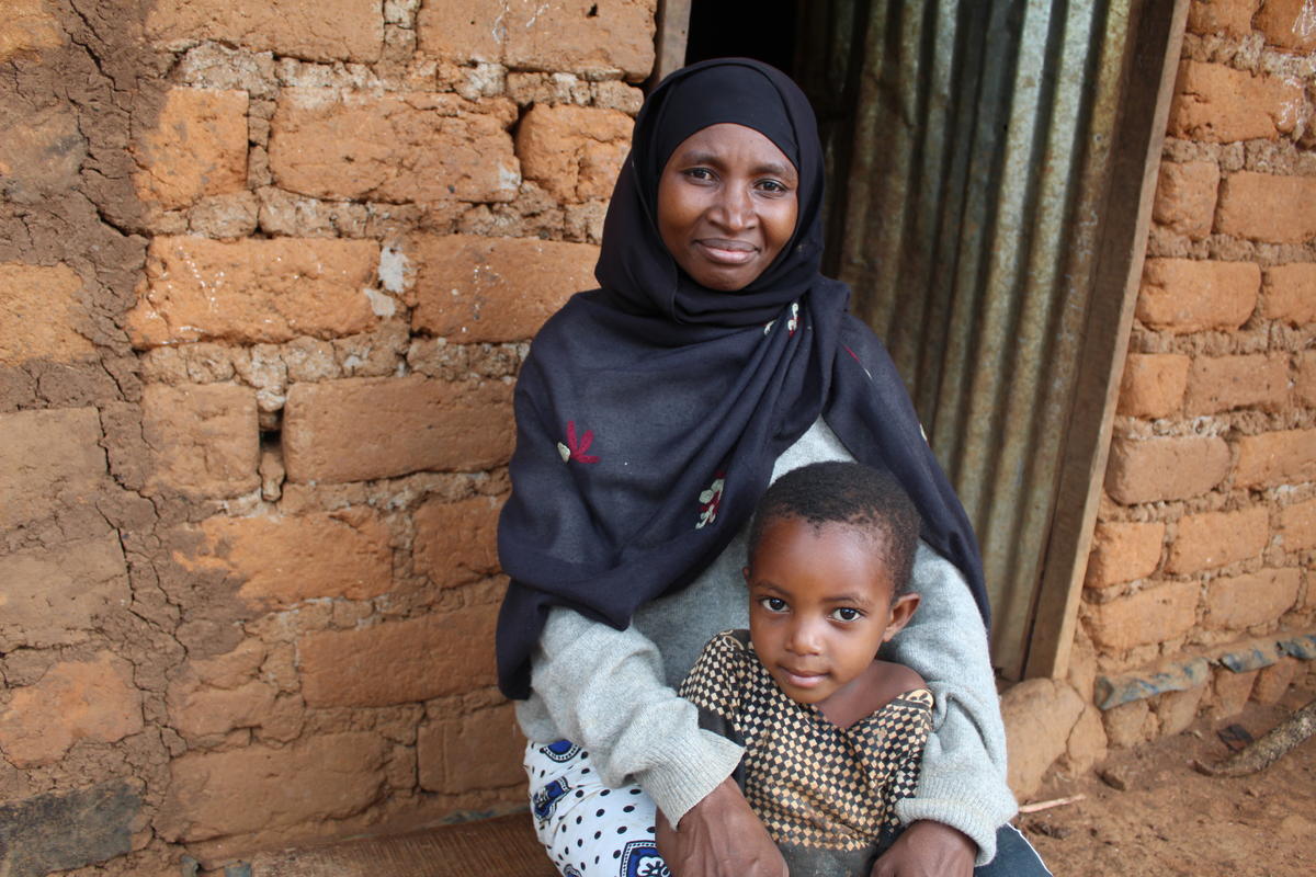 Tanzania. Innovative 'keyhole' gardens help refugees improve their nutrition