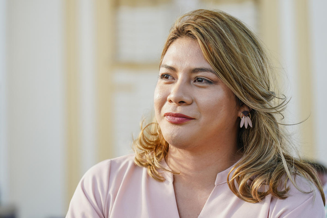 El Salvador. Transgender activist wins UNHCR's Nansen Refugee Award for the Americas region