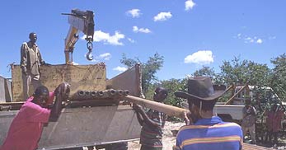 Refugees to help local development in Zambia project | UNHCR