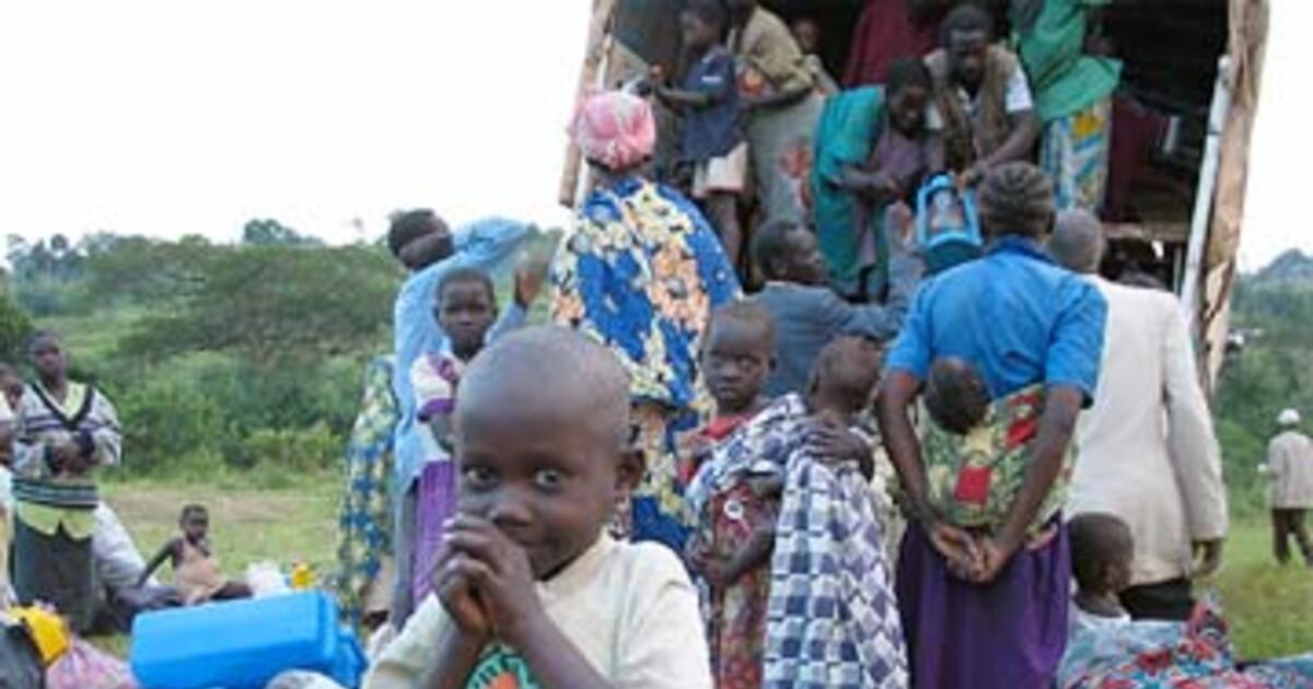 Près de 20 000 personnes ont fui l'est du Congo pour trouver refuge en ...