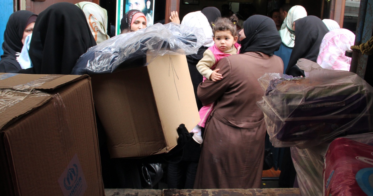 Syrian exodus grows as fighting continues | UNHCR