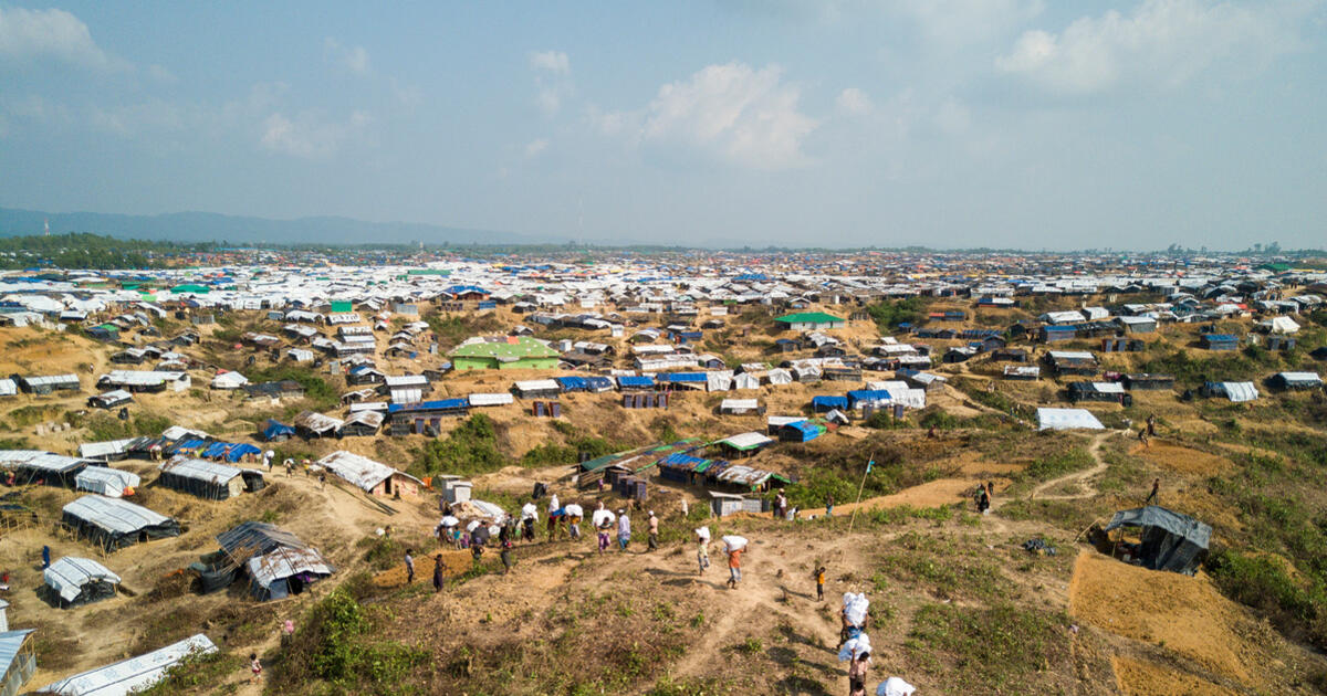 Bangladesh: Rohingya refugees moved from Kutupalong camp to new site ...