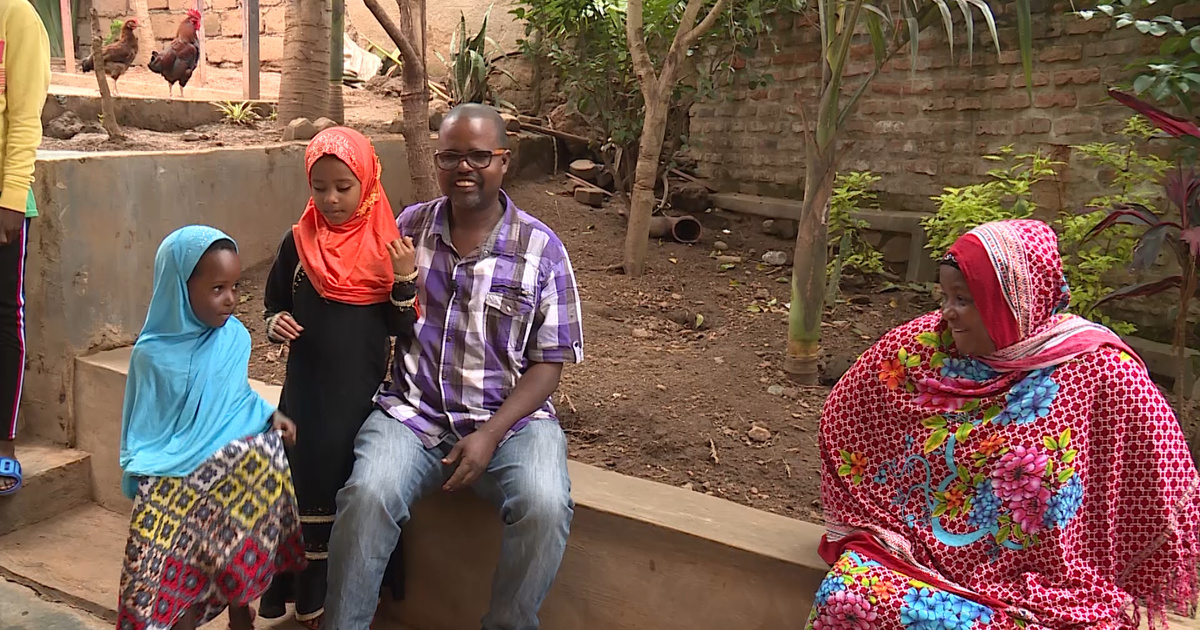 Seeking safety in Rwanda, Somali refugee finds opportunity and love UNHCR